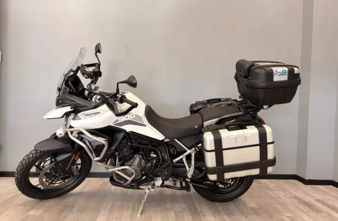 TRIUMPH Tiger 900 GT Pro
