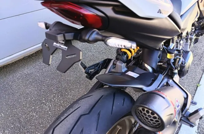 DUCATI Monster+ 890 Spéciale 100ème annivrsaire 0km unique !