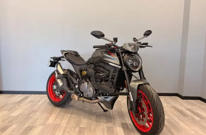 DUCATI Monster+ 937
