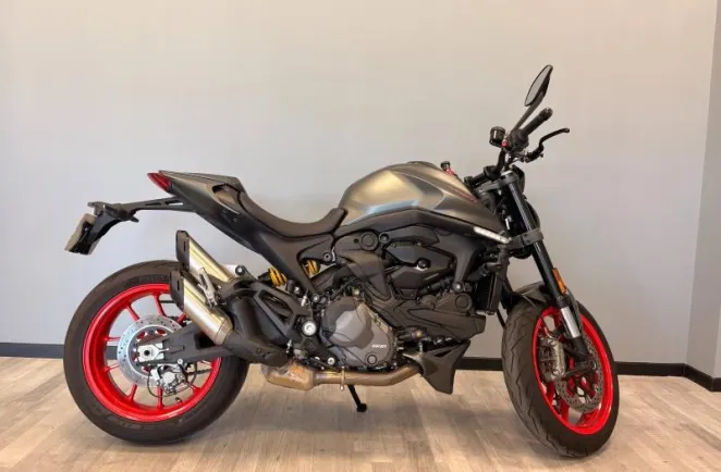 DUCATI Monster+ 937