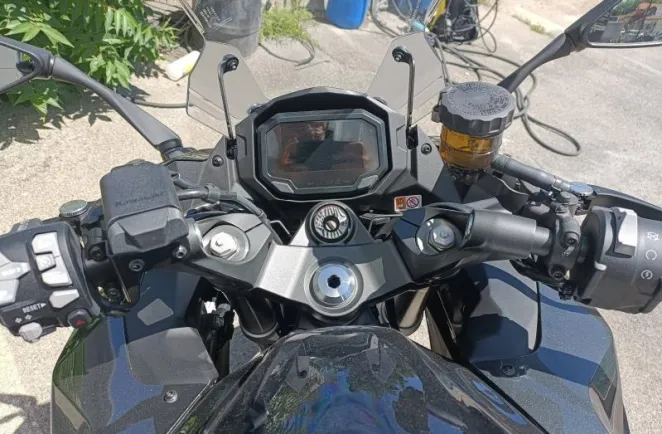 KAWASAKI NINJA 1100 SX GAR 01/02/2030 A SAISIR