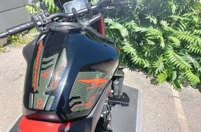 HONDA 750 Hornet abs bridable a2 GAR 31/07/2029