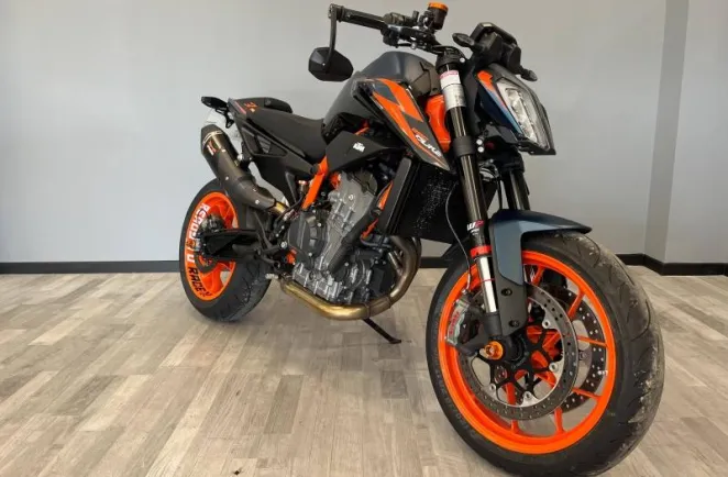 KTM Duke 890 R 2023