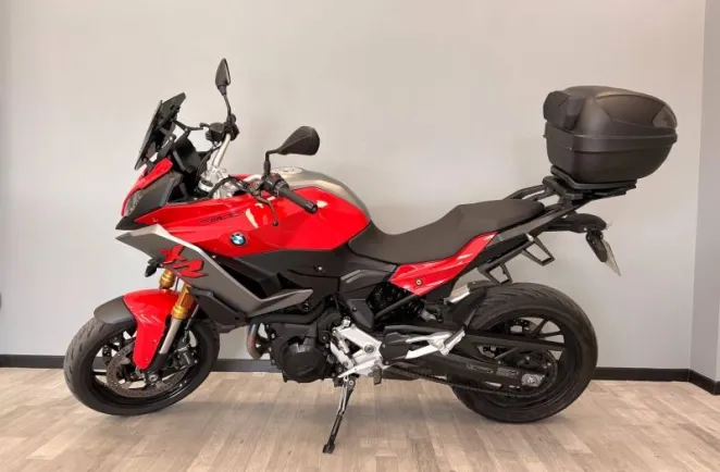 BMW F 900 XR
