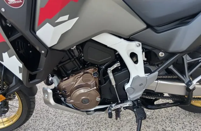 HONDA CRF 1100 L Africa Twin Replica 2026