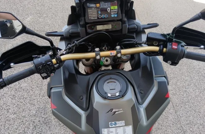 HONDA CRF 1100 L Africa Twin Replica 2026