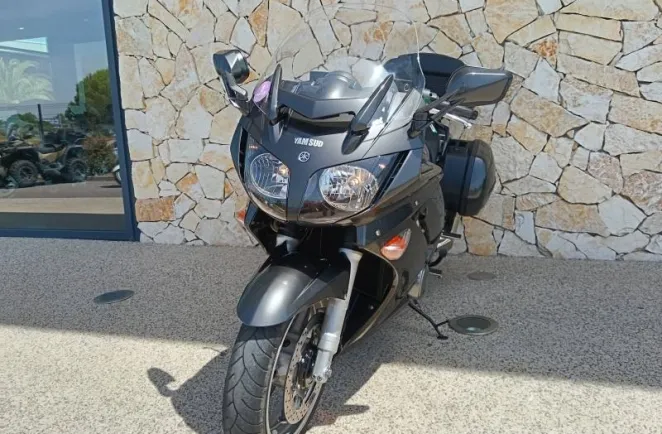 YAMAHA 1300 2008
