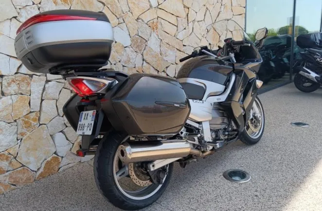 YAMAHA 1300 2008