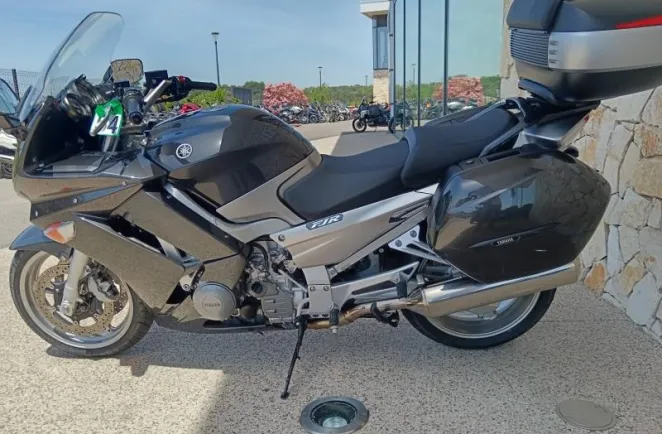 YAMAHA 1300 2008