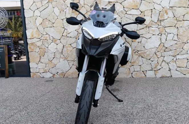 DUCATI V4 S 1160 Travel & Radar + OPTIONS