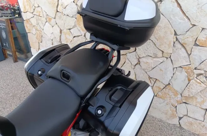 DUCATI V4 S 1160 Travel & Radar + OPTIONS