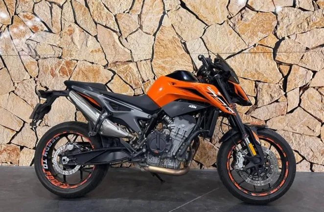 KTM Duke 790