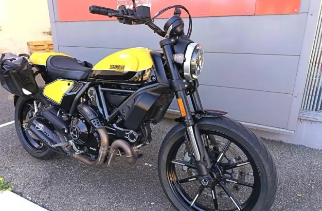 DUCATI Scrambler 800 Full Throttle ABS 1ère main