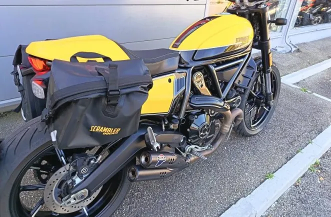 DUCATI Scrambler 800 Full Throttle ABS 1ère main