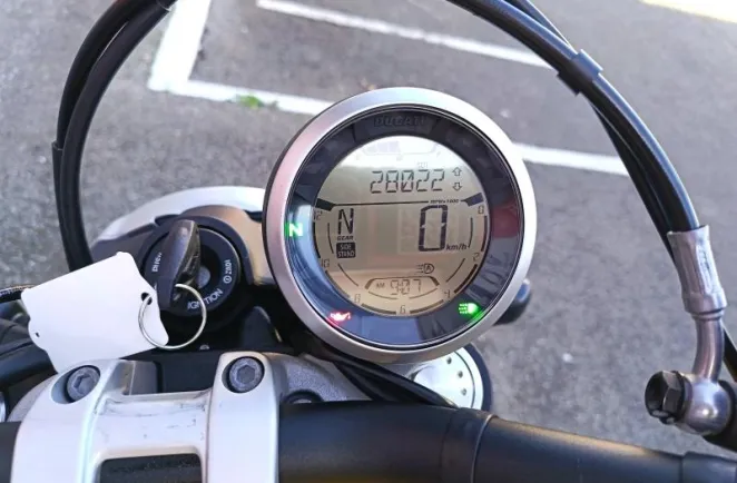 DUCATI Scrambler 800 Full Throttle ABS 1ère main