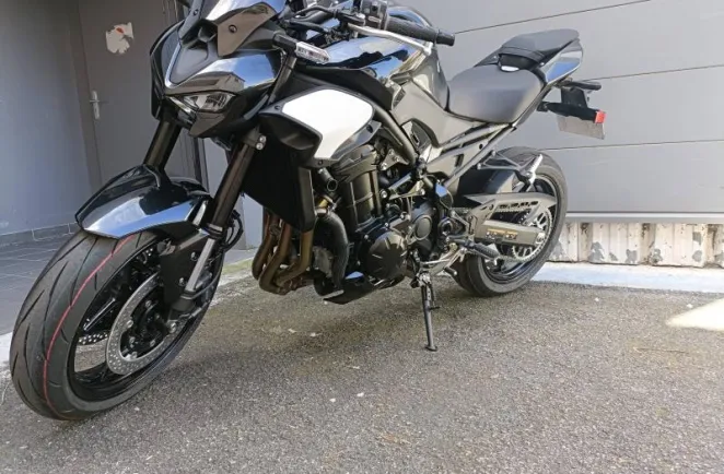 KAWASAKI 900 BRIDER A2