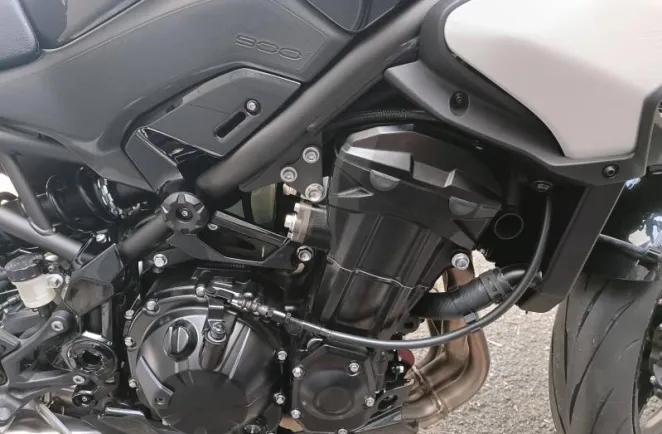 KAWASAKI 900 BRIDER A2