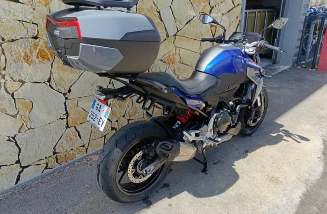 BMW F 900 R