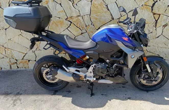 BMW F 900 R