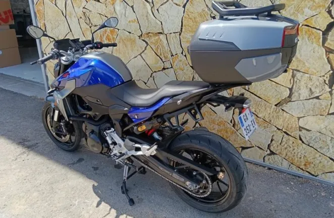 BMW F 900 R