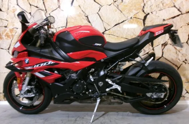 BMW S 1000 RR