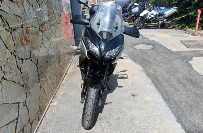 KAWASAKI 650 A2