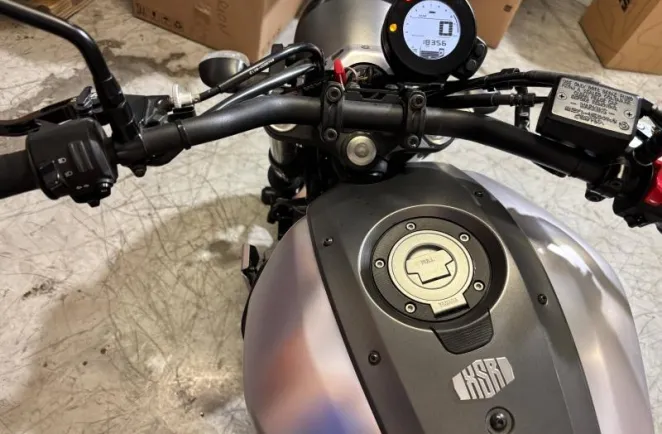 YAMAHA XSR 700 ABS 2016