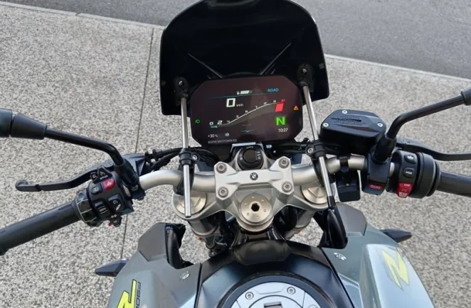 BMW F 900 R