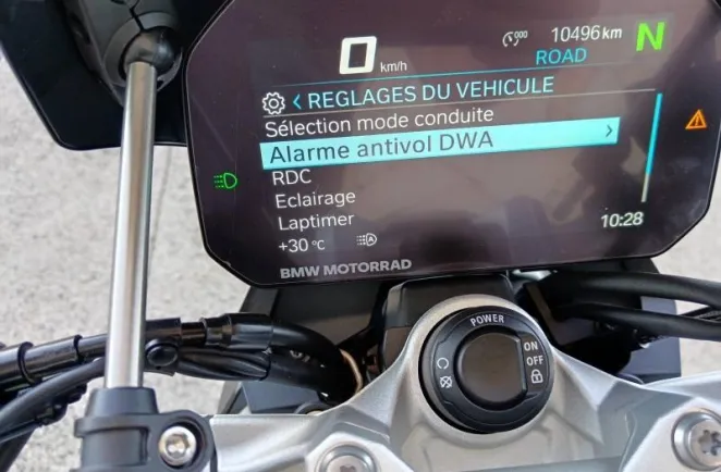 BMW F 900 R