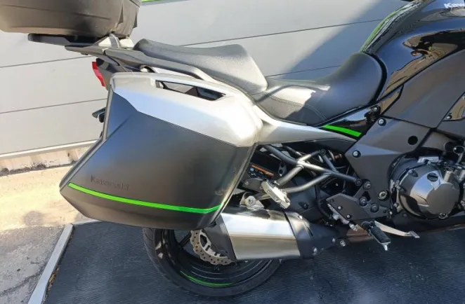 KAWASAKI 1000 SE GRAND TOURER
