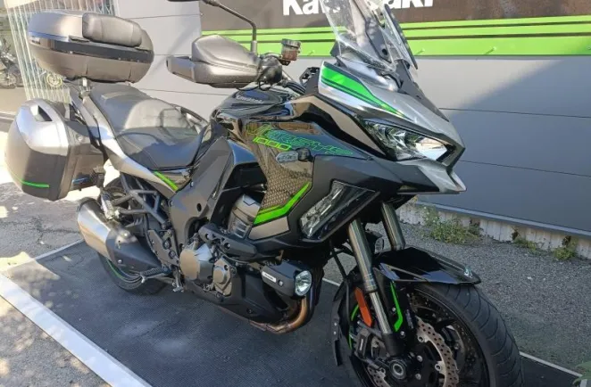 KAWASAKI 1000 SE GRAND TOURER