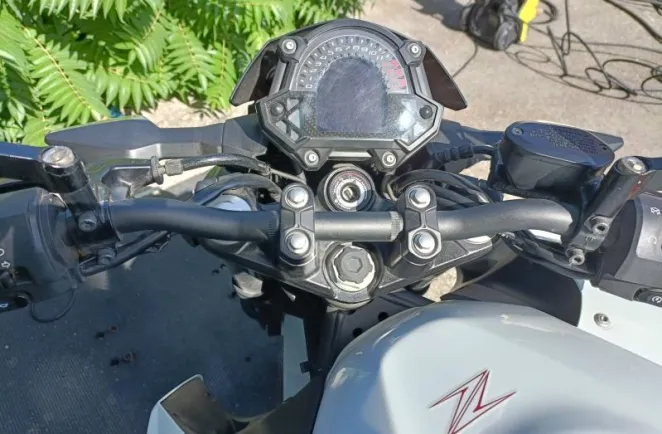 KAWASAKI 400 PERMIS A2 ET A REVISEE A SAISIR