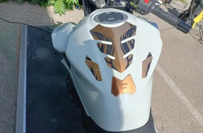 KAWASAKI 400 PERMIS A2 ET A REVISEE A SAISIR
