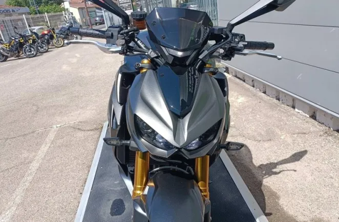 KAWASAKI 1100 SE 2026 PACK PERFORMANCE AKRAPOVIC