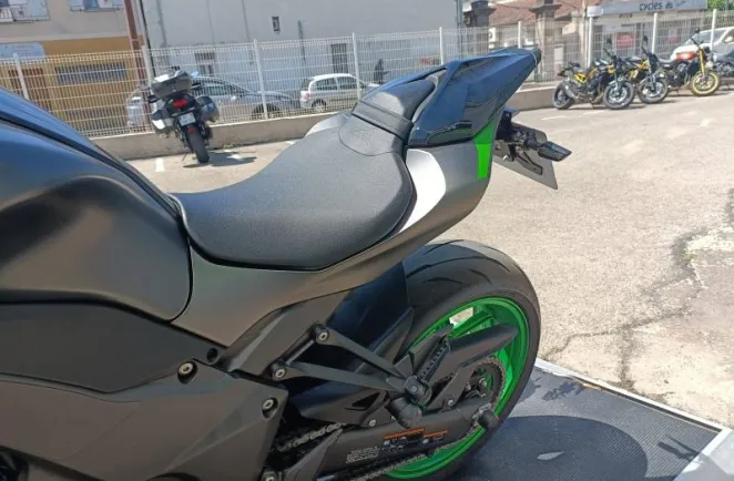 KAWASAKI 1100 SE 2026 PACK PERFORMANCE AKRAPOVIC