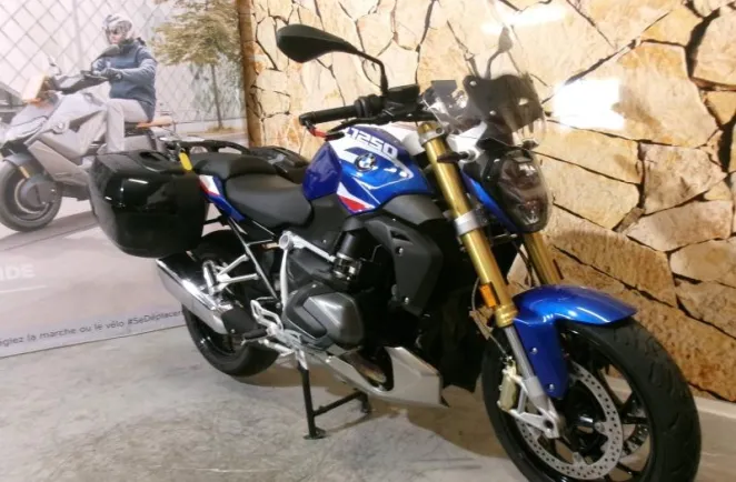 BMW R 1250 R Evo