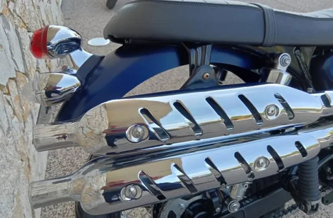 TRIUMPH 900 EFI Bleu Matt