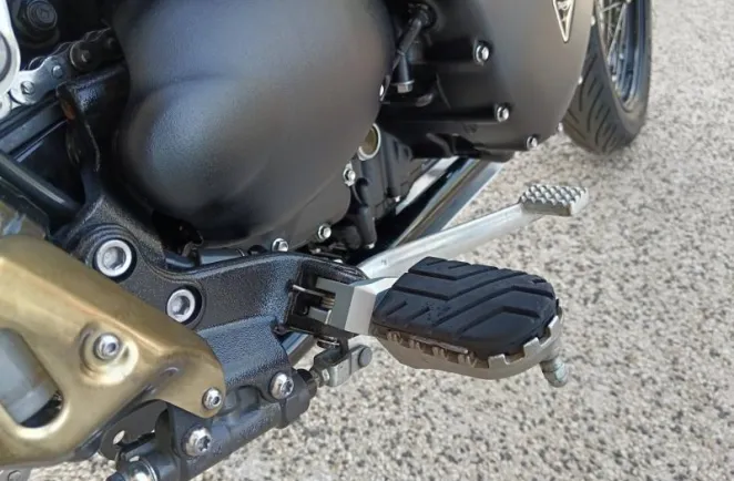 TRIUMPH 900 EFI Bleu Matt