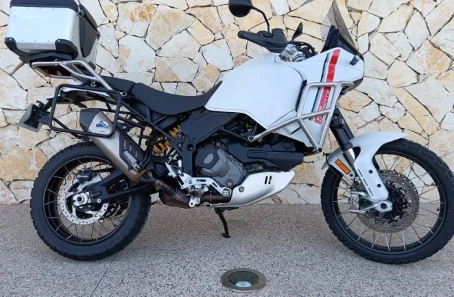 DUCATI 937. 110CV + OPTIONS