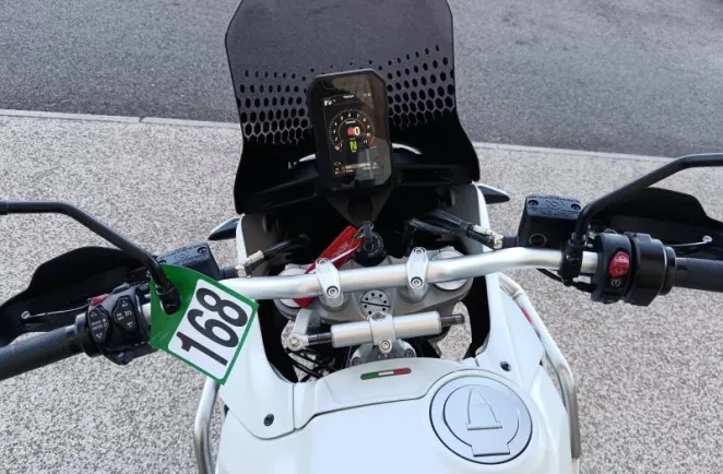DUCATI 937. 110CV + OPTIONS
