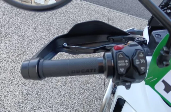 DUCATI 937. 110CV + OPTIONS