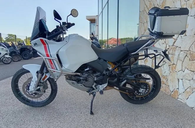 DUCATI 937. 110CV + OPTIONS