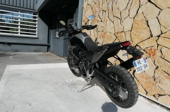 YAMAHA 700  2025