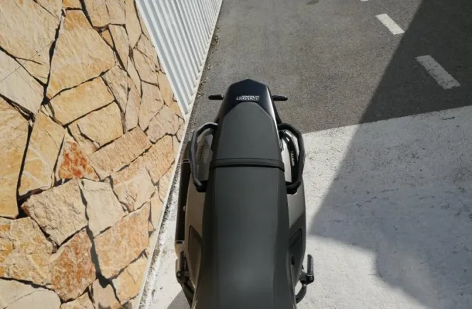 YAMAHA 700  2025