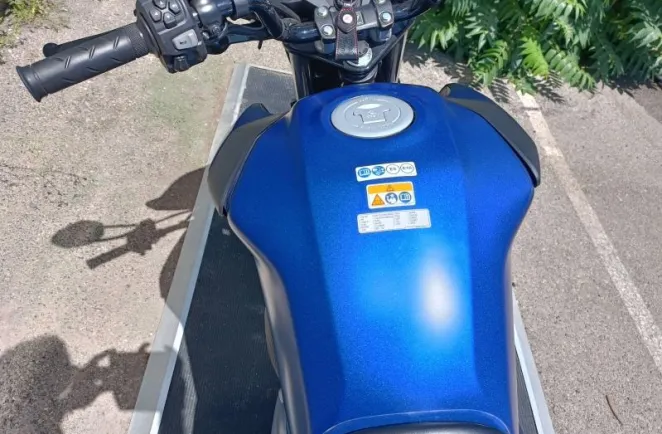 HONDA 125 F 1er main etat neuf a saisir