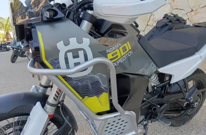 HUSQVARNA 901 Expedition + options