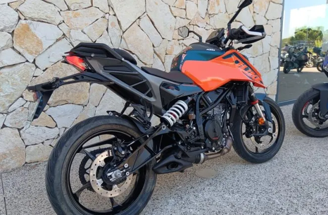 KTM 125 2025