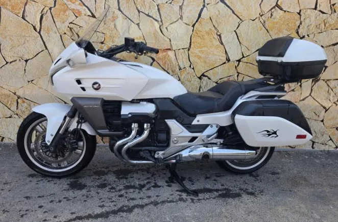 HONDA 1300 C-ABS 2014