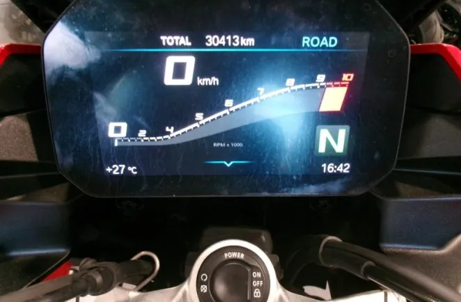 BMW F 900 XR A2