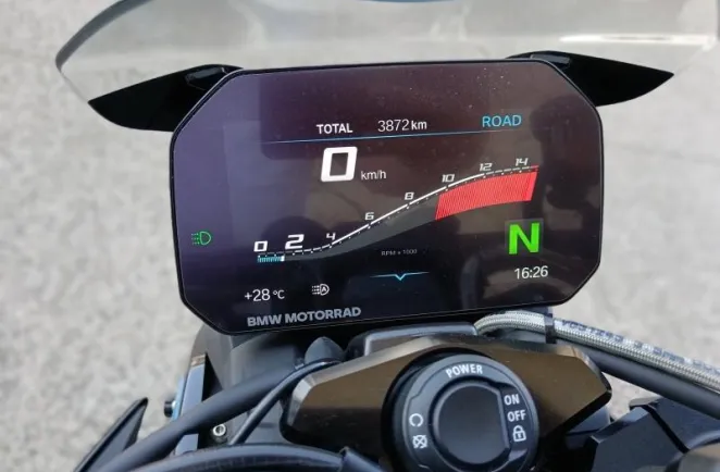 BMW 1000 R